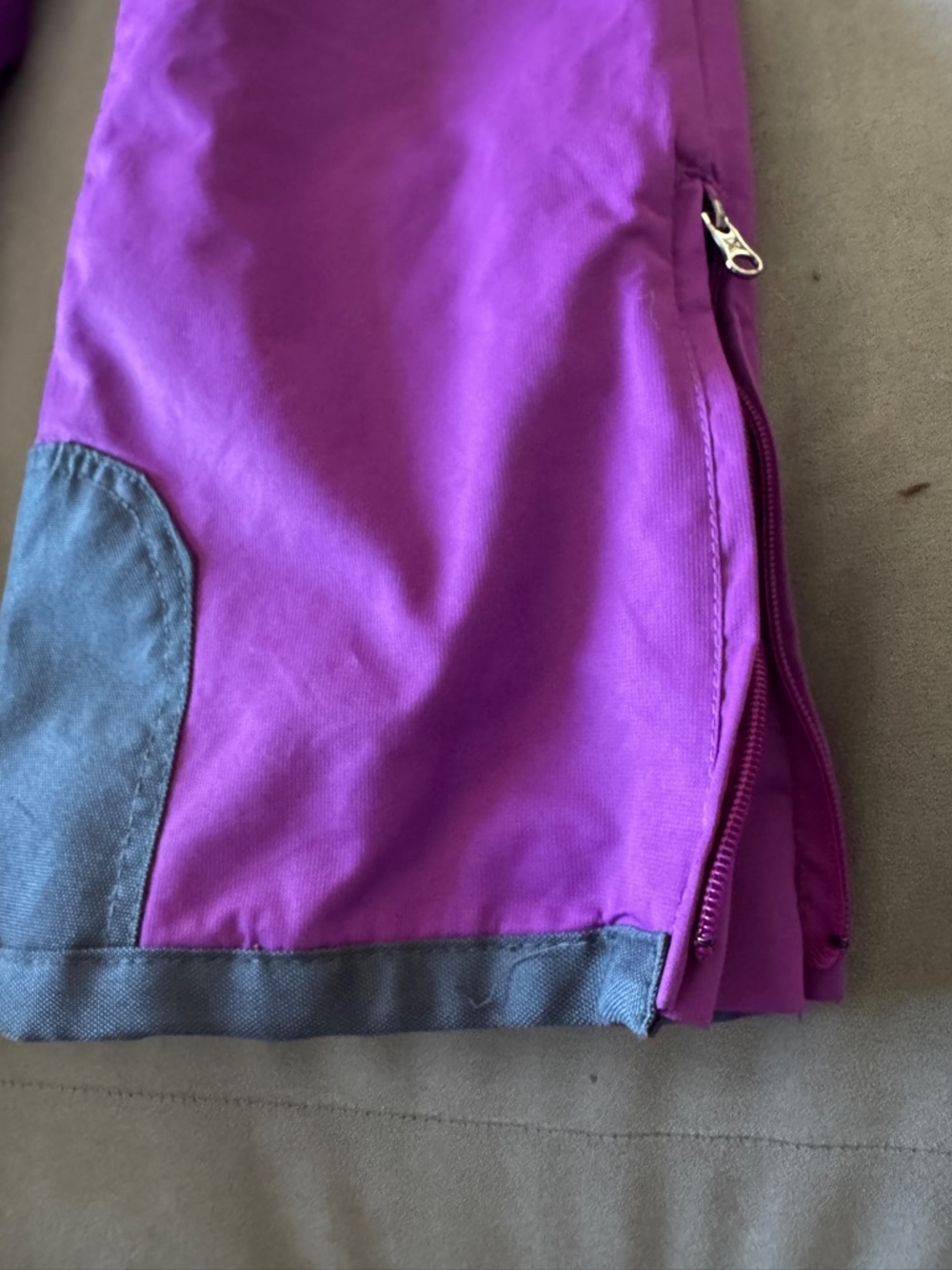 Arctix Women's Purple Insulated Bib Snow Overalls ( M) - Picture 7 of 15